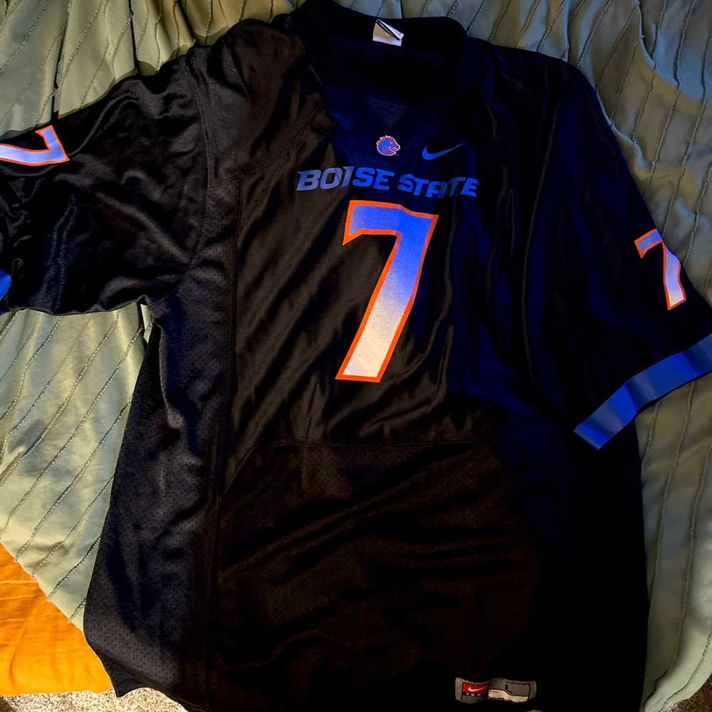 Nike men’s black Boise state jersey #7